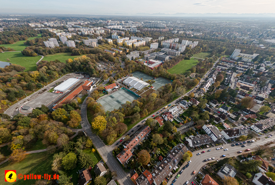 03.11.2022 -  Ostparksee mit Umgebung in Neuperlach